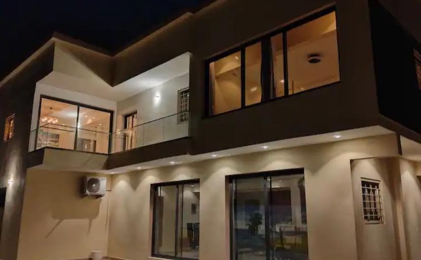 fdaf5795-6186-4d80-b72b-3fb2303733d3